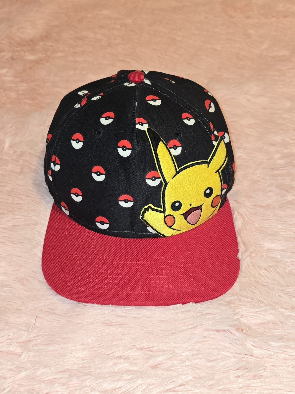 Pokémon Pikachu Snapback Hat - Black & Red